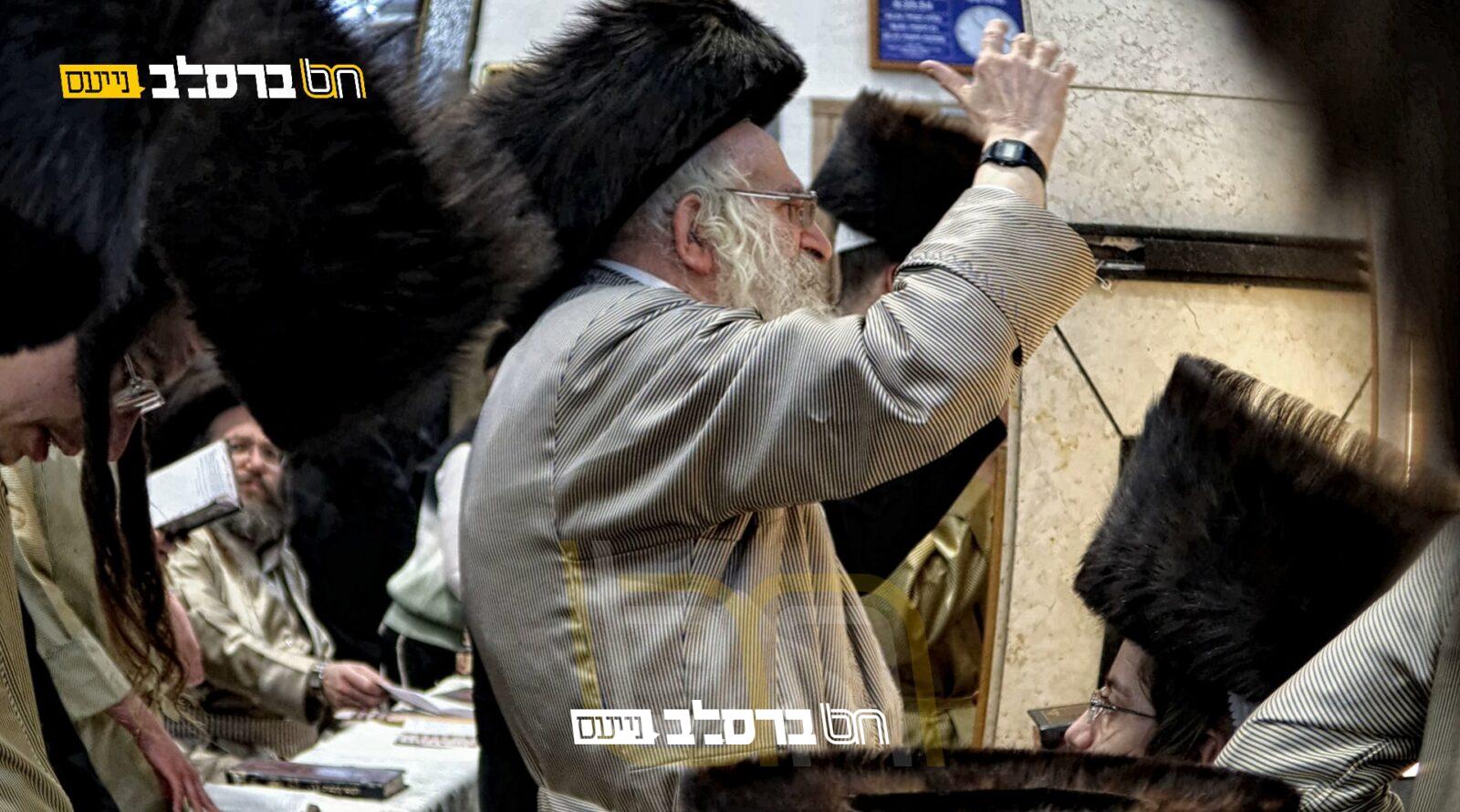 סְפִירַת הָעֹמֶר • ספירת העומר הראשון בשוהל |◄