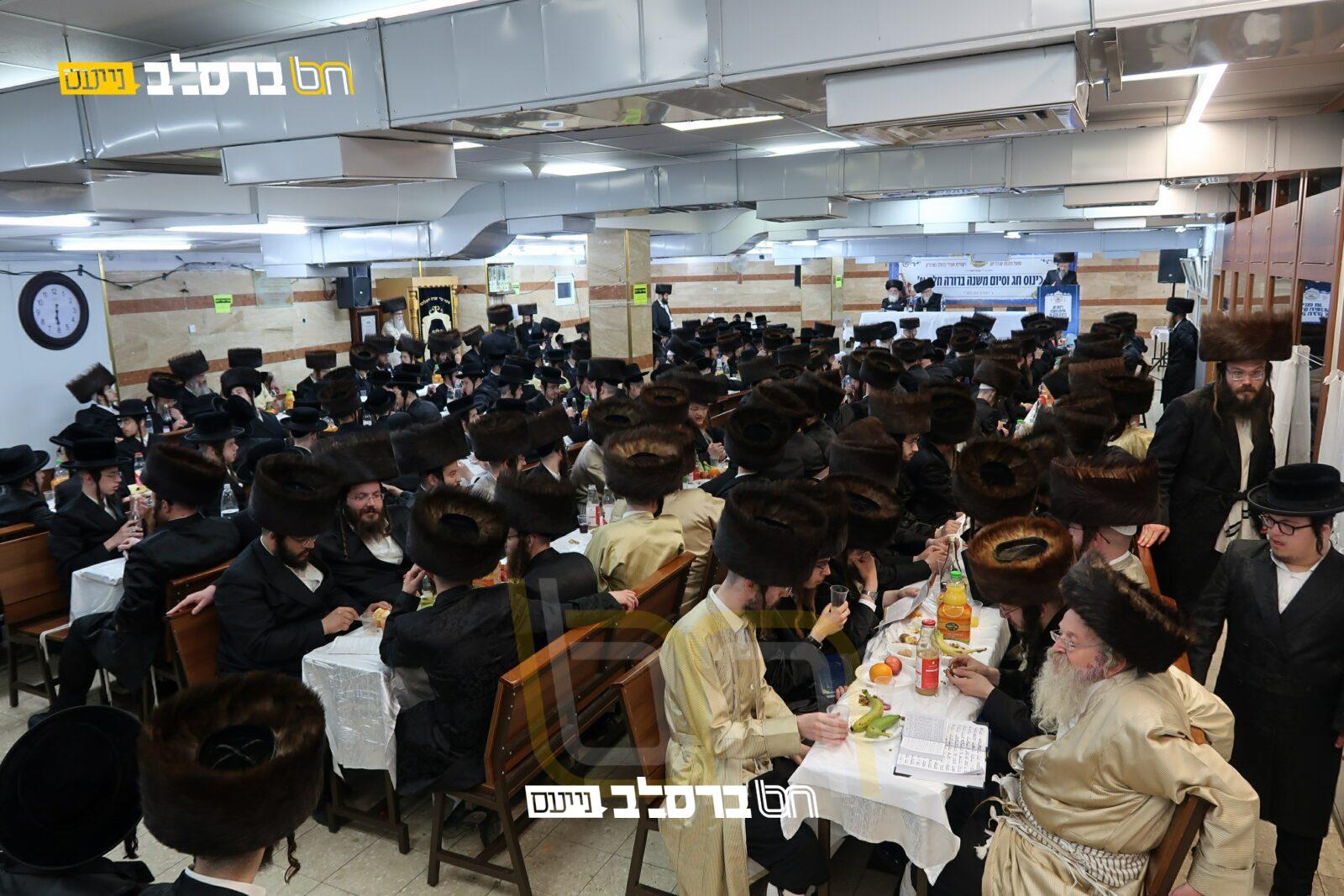 'קרן אור' • מאות בסיום חלק א' במשנה ברורה