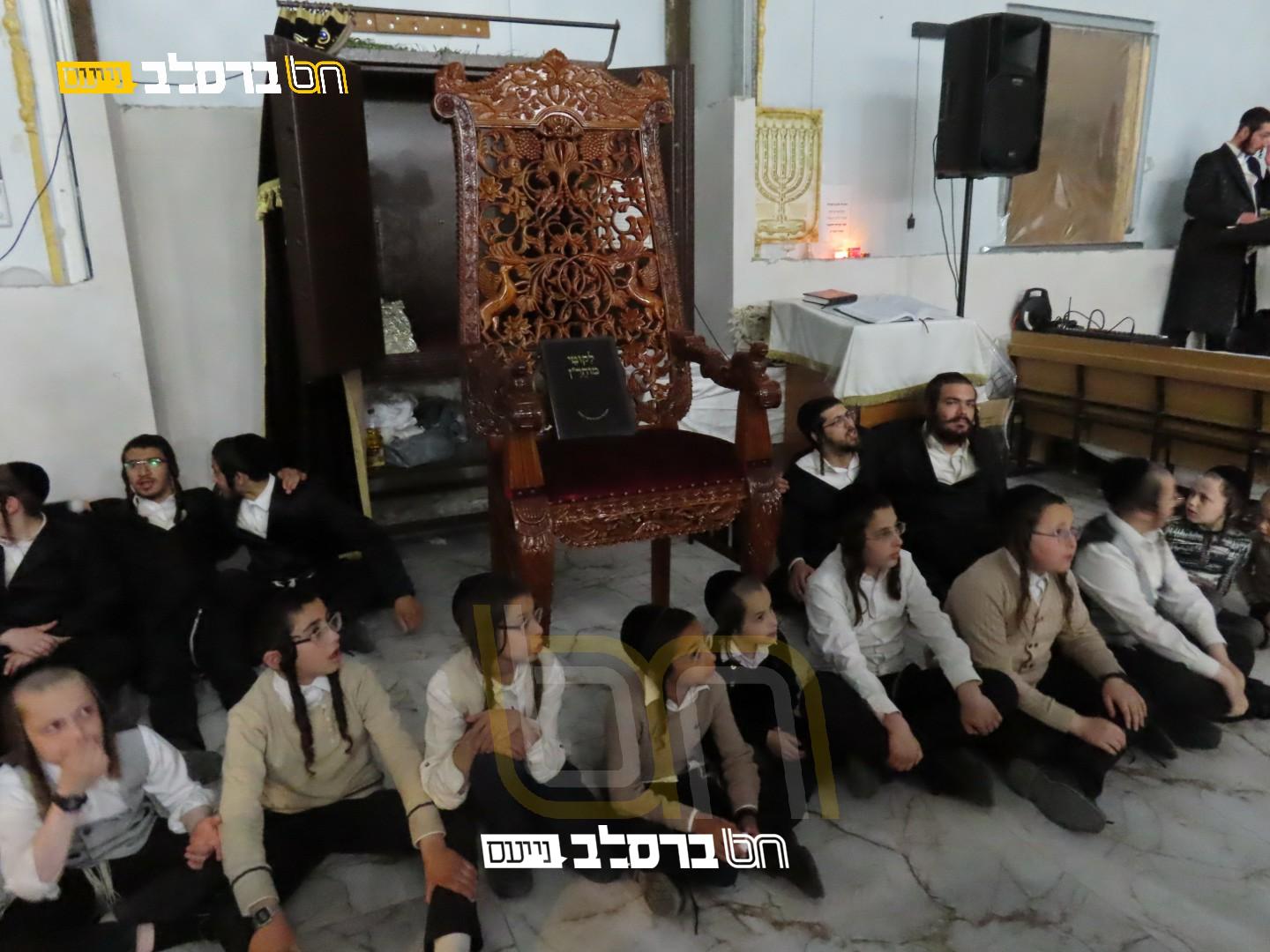 בית שמש • הקפות שניות בבית הכנסת 'ברכת הנחל'