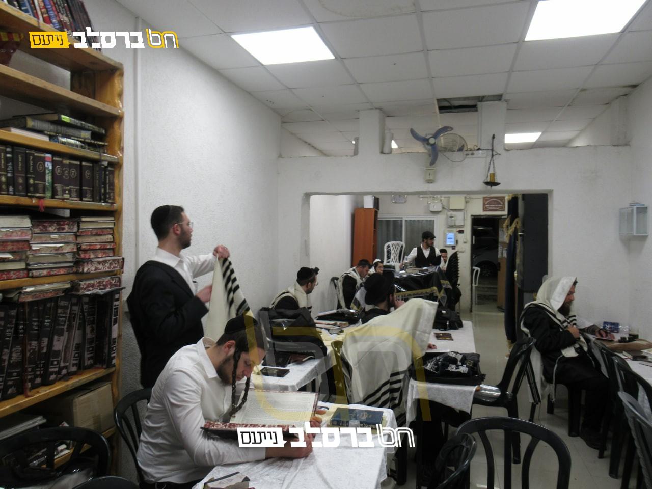 טבריה • קריאת המגילה בקהילת ברסלב בטבריה עילית