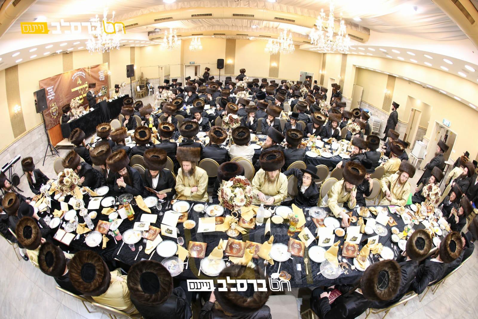 'לְיַחֵד לְבָבֵנוּ' • הכינוס ההיסטורי למקורבים מחצרות החסידים