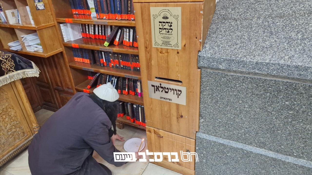 אומן • רבים חגגו את חג הפסח סמוך לציון