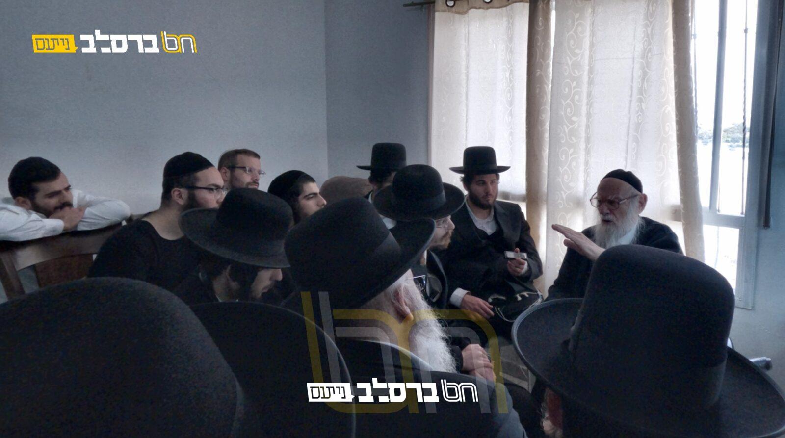 'נשמת ברסלב' • בחורי הישיבה עלו למעונו של רבי נתן ליברמנש