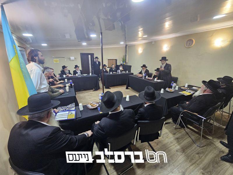 קיבוץ תשפ"ו • רבני ברסלב בראשות הגר"מ קרמר ויו"ר 'איחוד ברסלב' נועדו עם נציגי אנשי הממשל