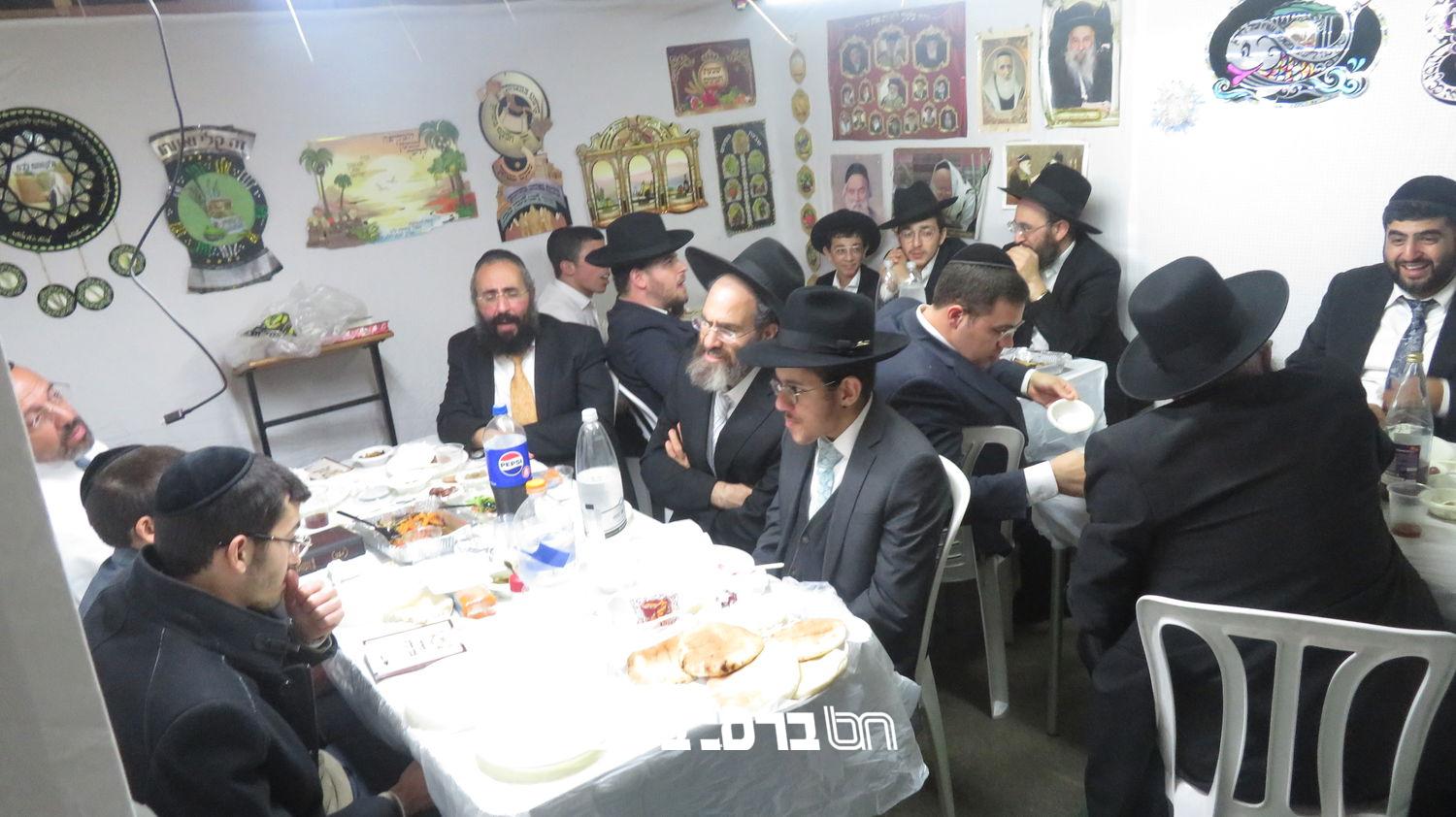 גבעת שאול • סעודת הילולת רבינו הקדוש ע"י ארגון 'אגדלך' | ◄