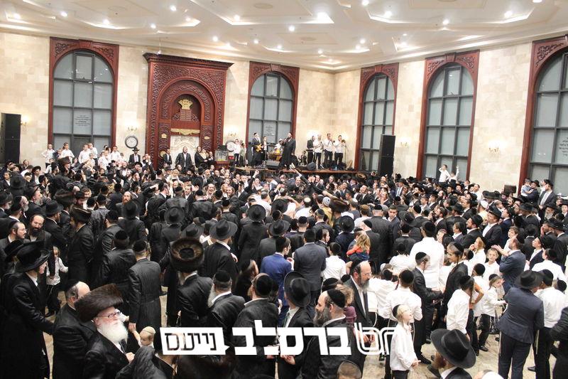 ברכפלד • הילולת רבינו הקדוש ושמחת בית השואבה בקלויז
