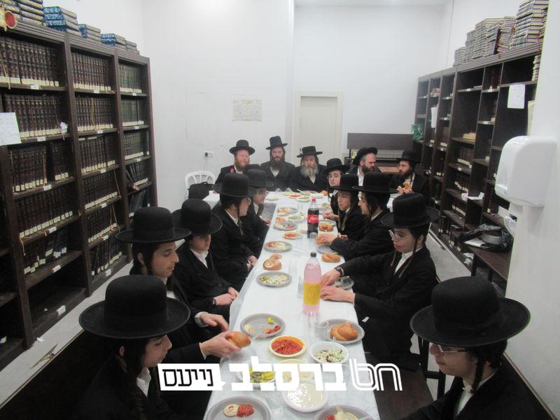 צפת • סיום הזמן הראשון בישיבת 'בני היכלא' ברסלב | ◄