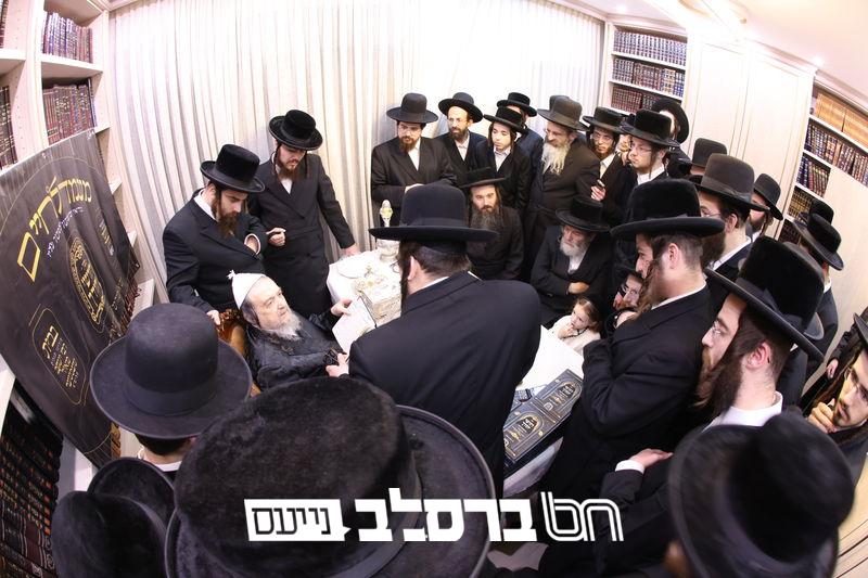 'דורשי יחודך' • הגרי"מ שכטער במסיבת לחיים עם הוצאת ספרו החדש