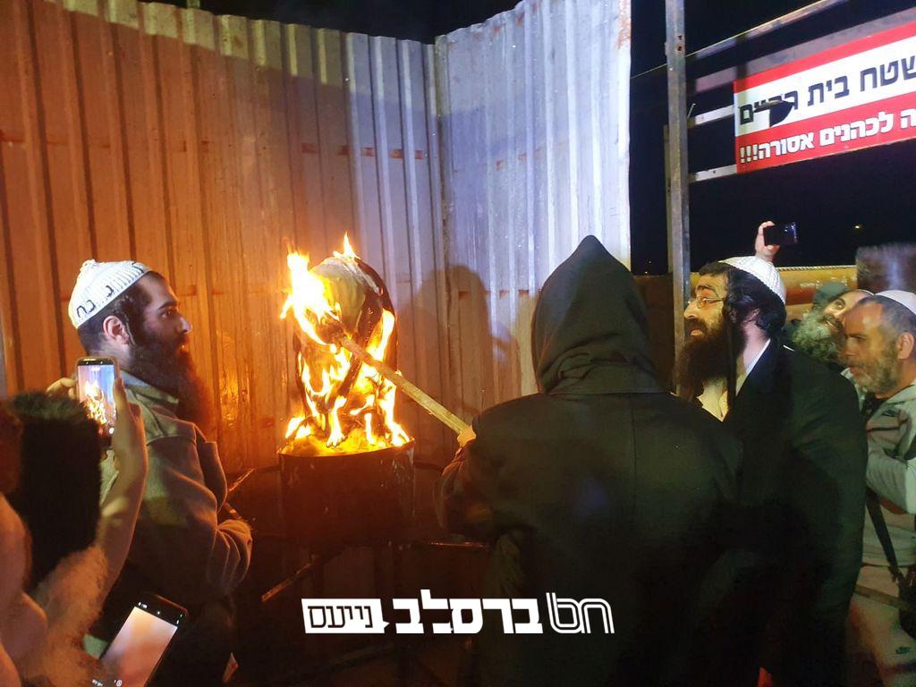 וְאַשְׁרֵי הַנּוֹסְעִים • מעמד ההדלקה לכבוד הרשב"י על ציון רבינו הקדוש באומן |◄