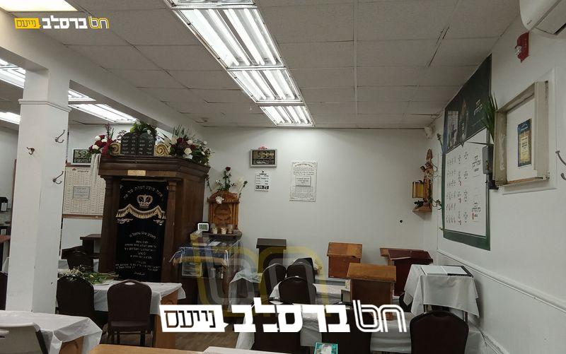 מאנסי • בית הכנסת 'ברכת הנחל' קושט לכבוד חג השבועות ברוב פאר