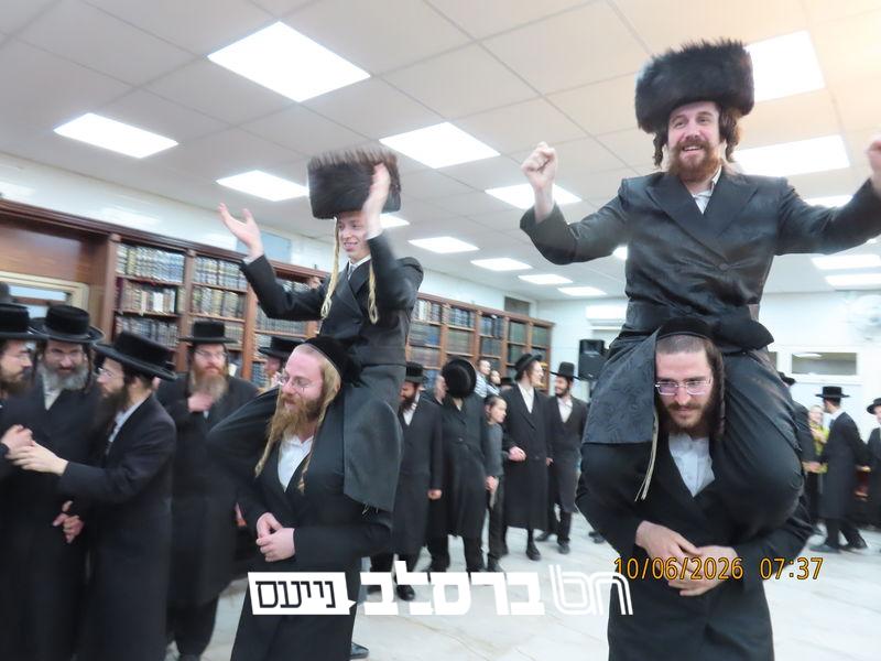 גזירת גיוס • מעמד מרגש של קבלת פנים ל'אסירי ציון' ב"תמימי דרך" בית שמש