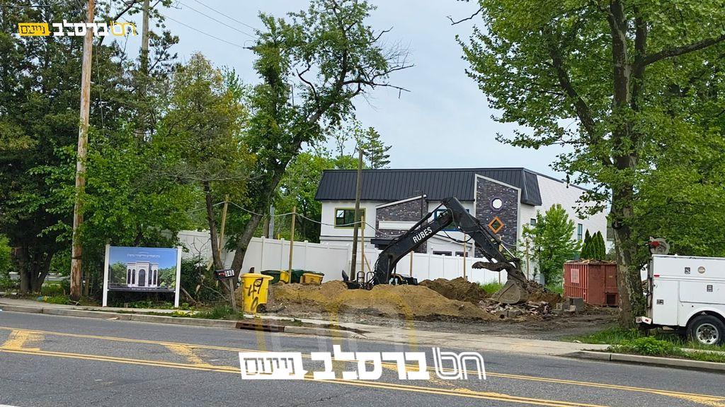 לייקוואוד • בורא עולם בקנין השלם זה הבנין: הולכים ונבנים יסודות מגדלור דחסידי ברסלב |◄