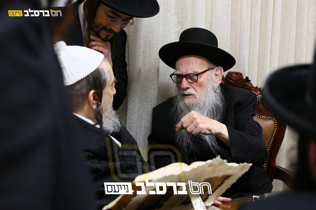 חשיפה: האזינו לשיחה ההיסטורית של גדולי זקני אנ"ש שטלטלה את ברסלב #01 |♪