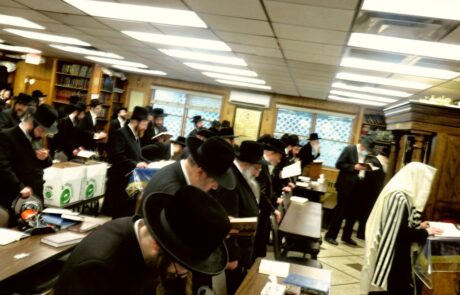 קְרָא אֶל אֱלֹהֶיךָ! • עצרת תפלה וזעקה רבתי בארה"ב