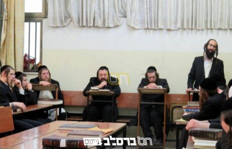 קַבָּלַת הַתּוֹרָה • רב שיח בחשיבות לימוד התורה בישיבת 'מתיבתא ברסלב' ירושלים