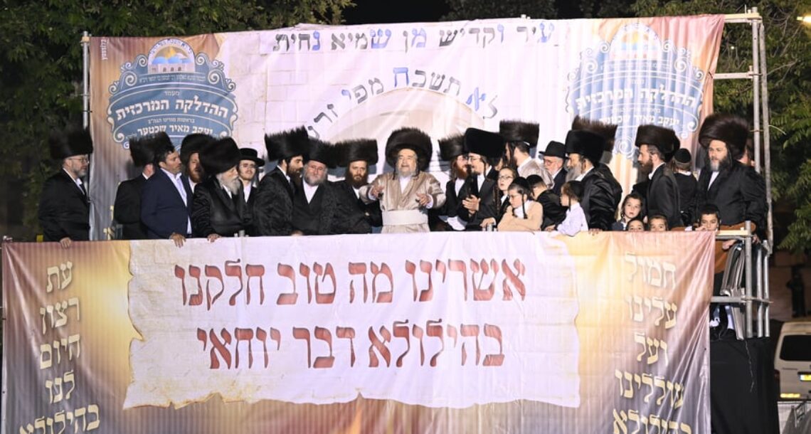 אַנְשֵׁי יְרוּשָׁלַיִם • רבבות בהדלקה שבראשות הגרי"מ שכטער |◄
