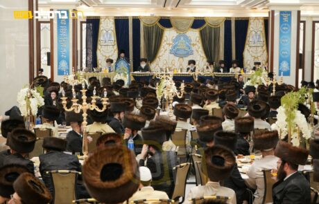 יוֹמָא טָבָא • מאות אברכי 'קרן אור' בסיום ה'משנה ברורה' | האזינו
