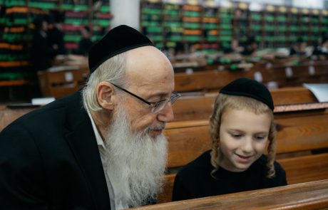 קיבוץ תשפ"ו • אומן הפכה ליהודית | אומן בעין העדשה גלריה #02 ◄